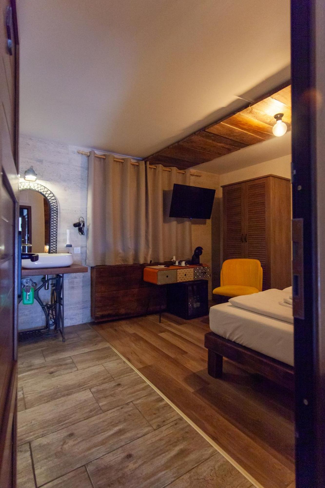 Sobe App Moj Hir Bed And Breakfast Jastrebarsko Exterior photo